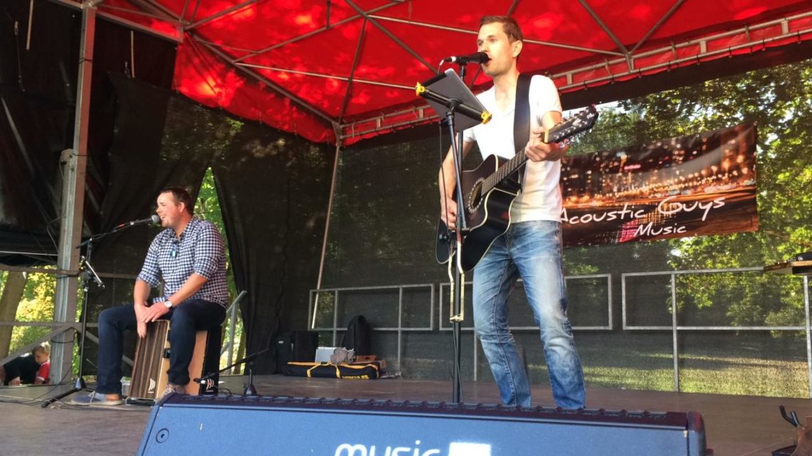 Acoustic Guys Music Livemusik Stadtfest Bühne Party